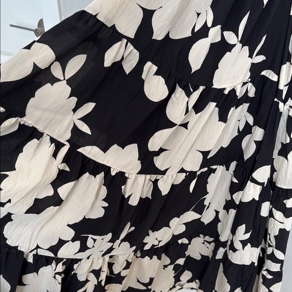 Anthropologie Black and Ivory Floral Print  Maxi Dress with Open Low Back - Picture 13 of 14